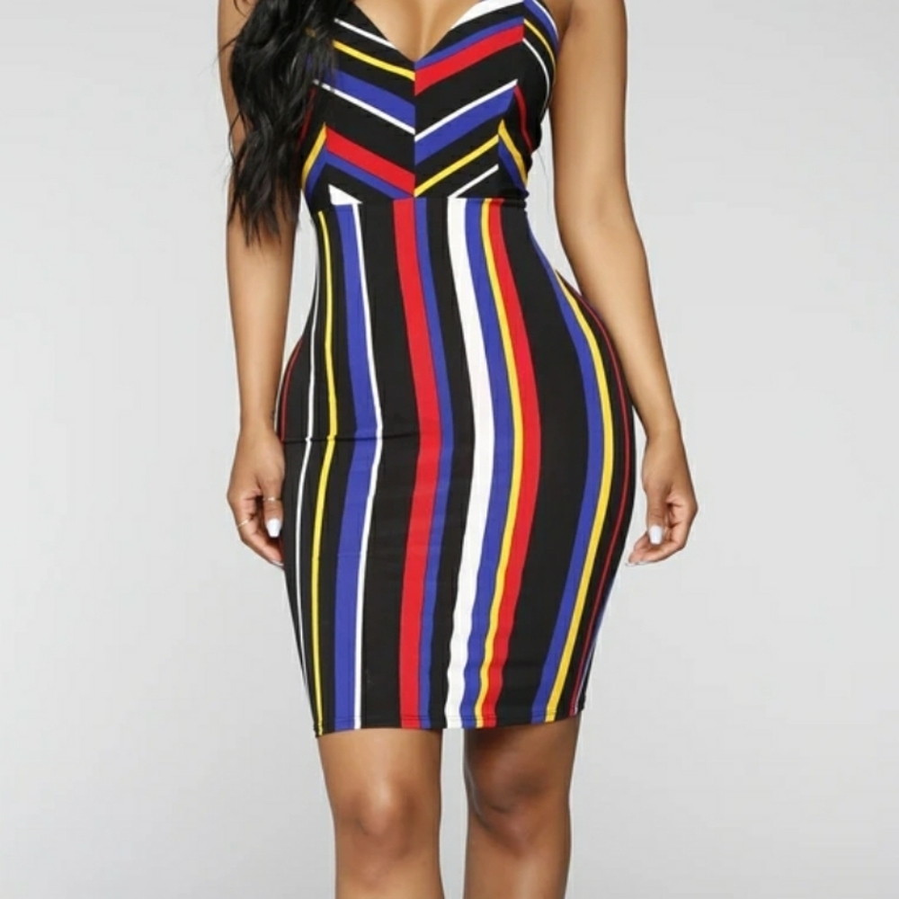 NWT》FASHION NOVA "FOREVER FORTUNATE DRESS"